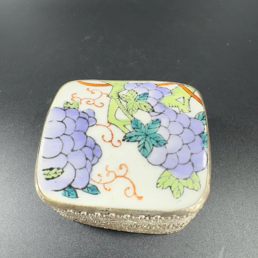 Trinket Box Holder vintage silver